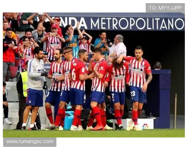 阿拉维斯与埃尔切鏖战半场双方互交白卷攻防激烈难分高下